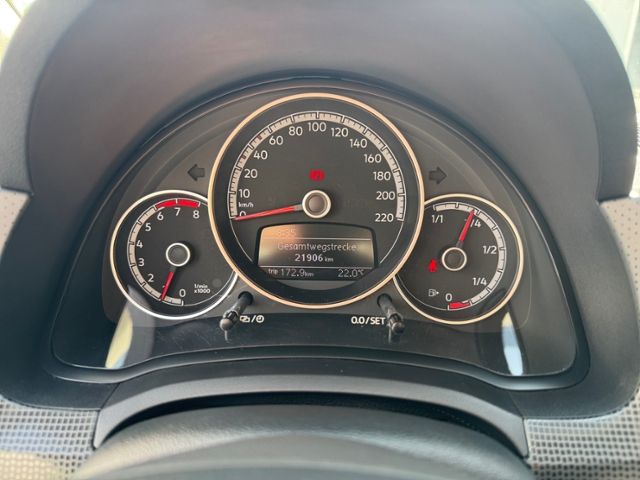 Fahrzeugabbildung Volkswagen up! move 1.0 60 PS 5-Gang