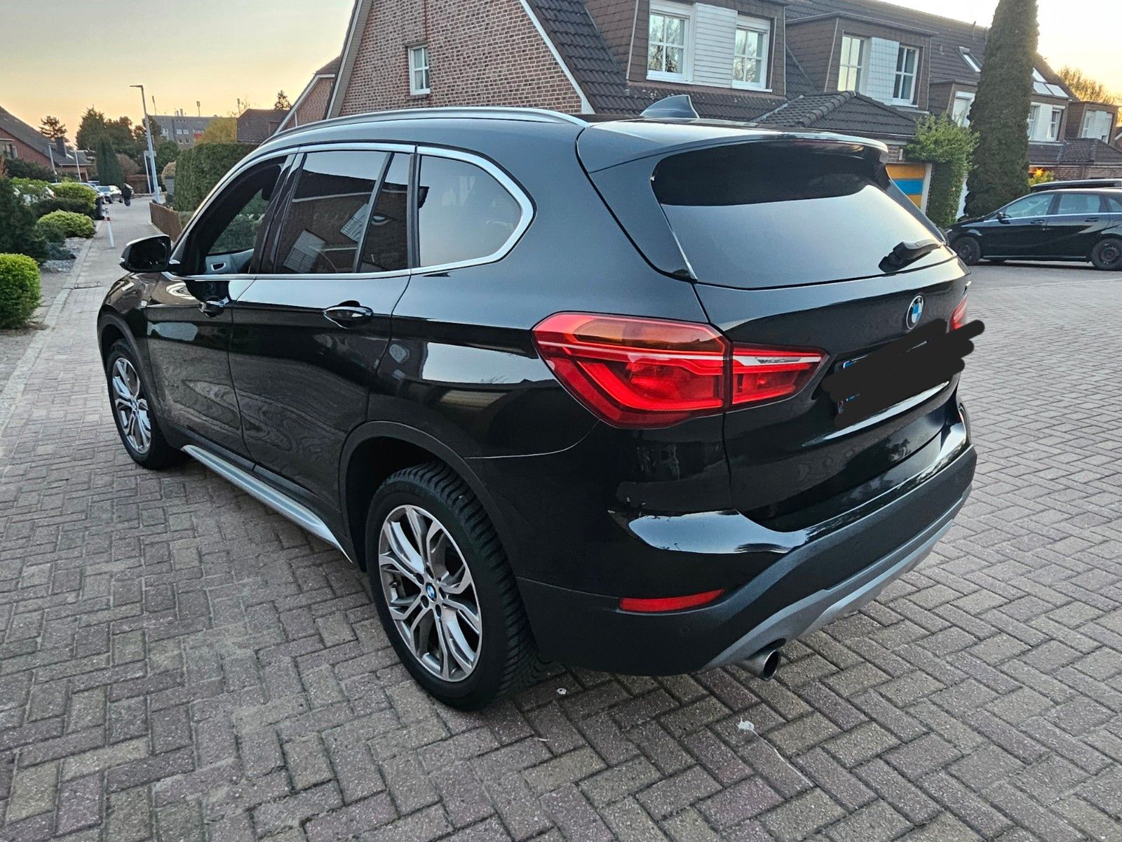 BMW X1 xDrive 1.8i xDrive  2 HAND Pan Dach Vol
