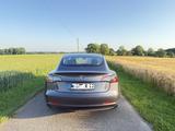Tesla Model 3 Standard Range (SR+) Grau mit Garantie - Tesla Gebrauchtwagen in Bielefeld