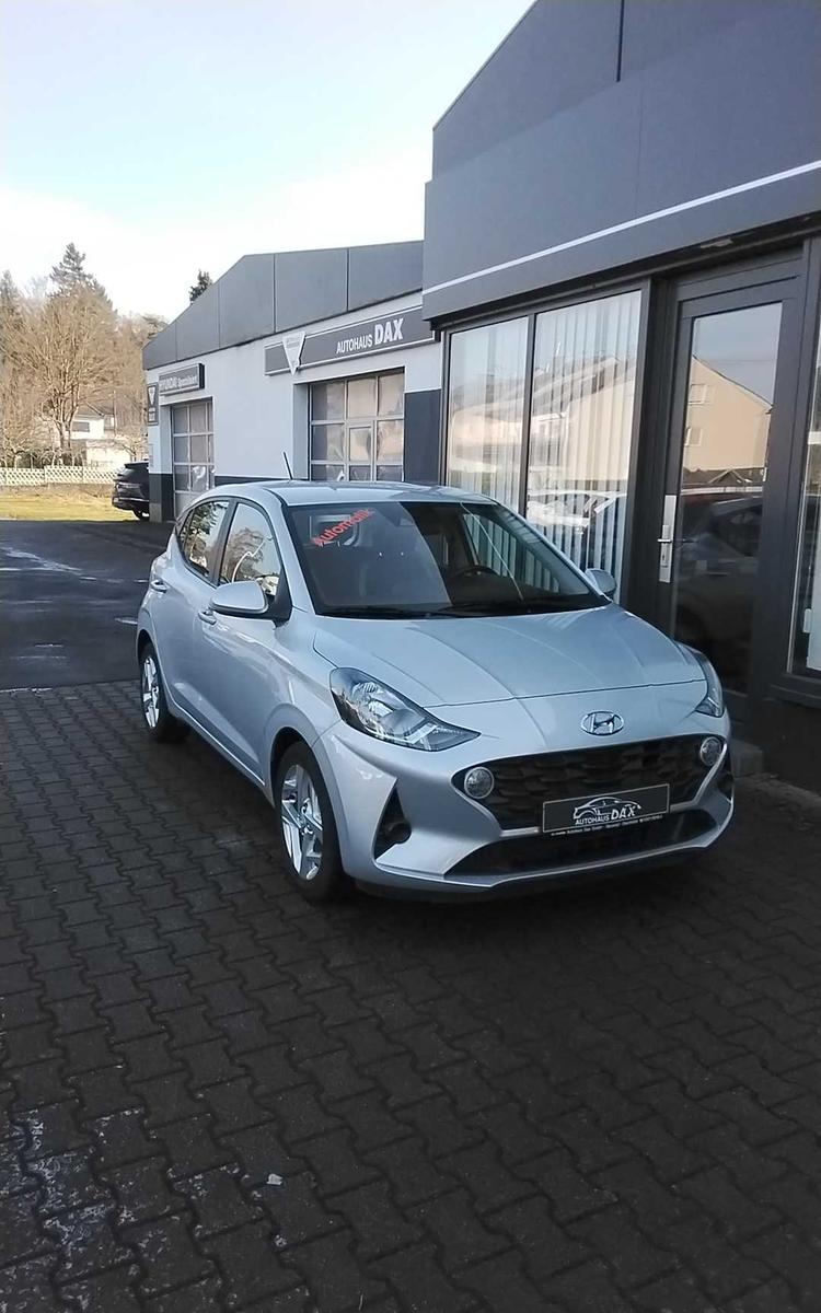 Hyundai i10 1.2 Automatik Trend Sitz+Lenkheiz. Einparkh.