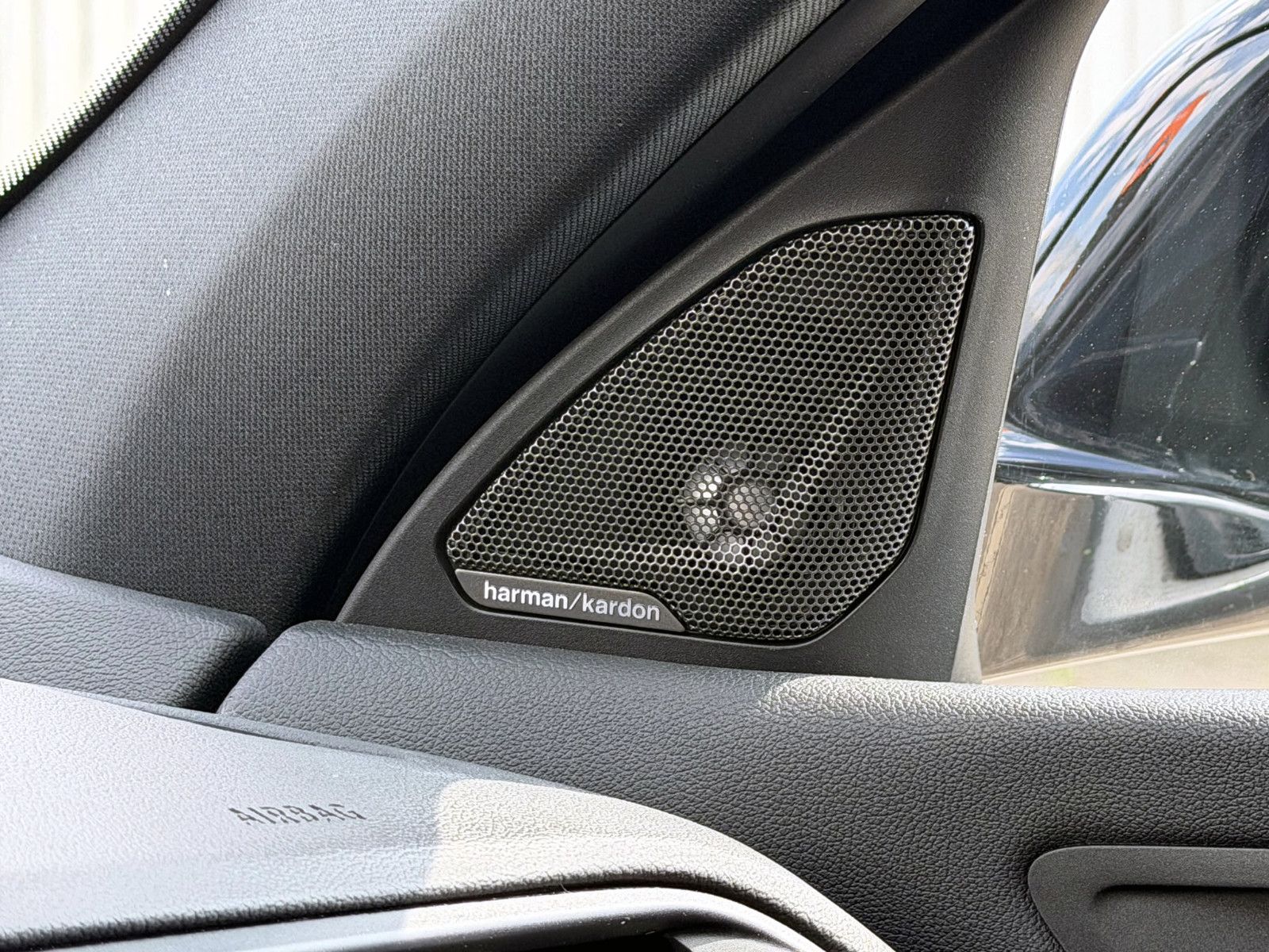 Fahrzeugabbildung BMW M135i Steptr. xDrive M-Perf. ACC KAM HUD PANO BT