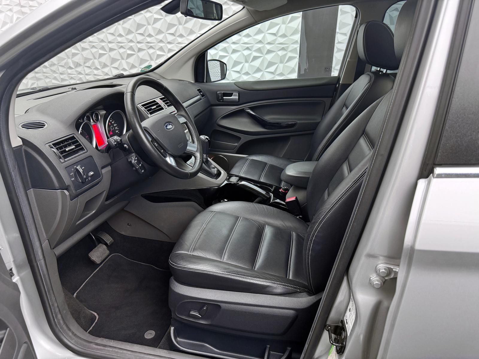 Fahrzeugabbildung Ford 2.0 TDCi 4x4*EINZELSTÜCK*RCAM*PANO*SITZHEIZ*LED