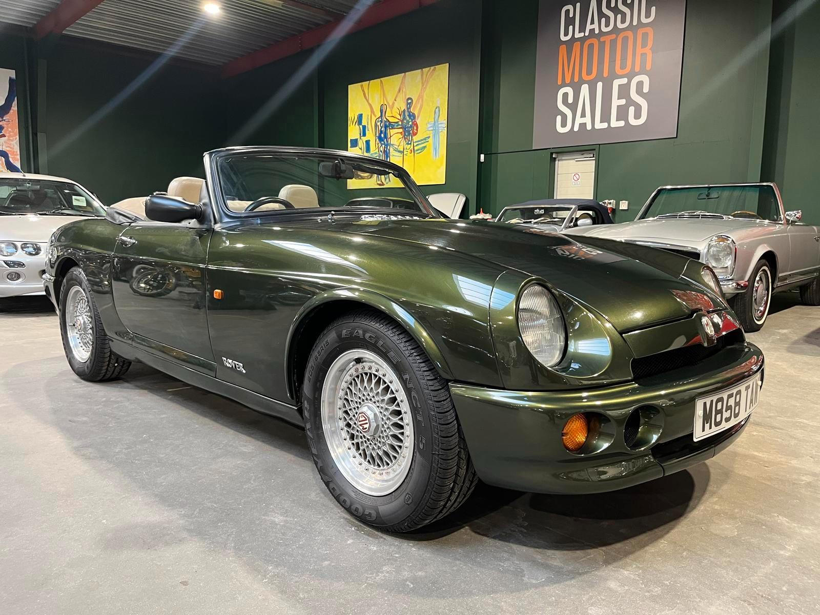 MG RV8 V8 ROADSTER