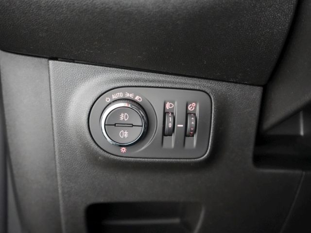 Corsa E COLOR EDITION+SITZHEIZUNG+LENKRADHEIZUNG