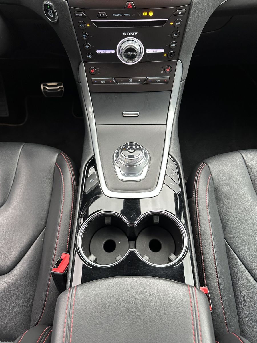 Fahrzeugabbildung Ford S-MAX 2.0 EB Aut. ST-Line NAV+LED+AHK+ACC+VCOCK