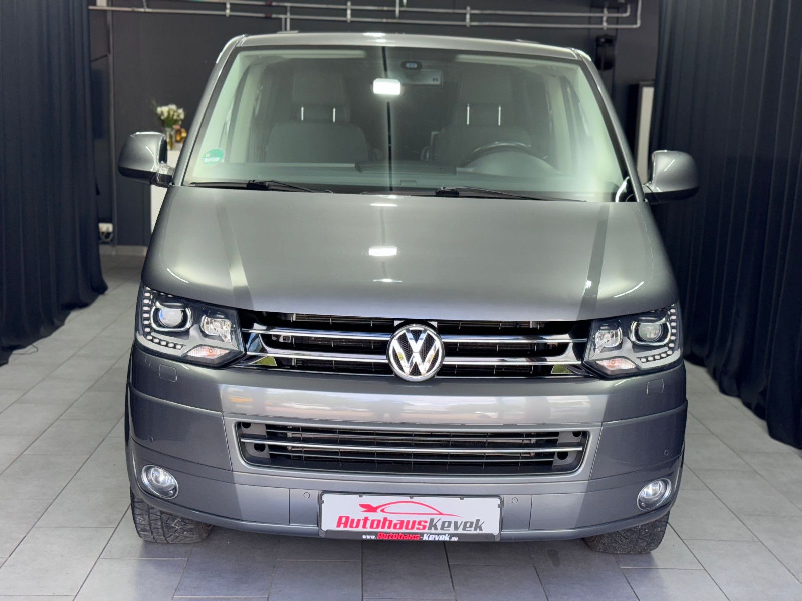 Fahrzeugabbildung Volkswagen T5 Multivan Comfortline 4Motion*XENON*NAVI*AHK*