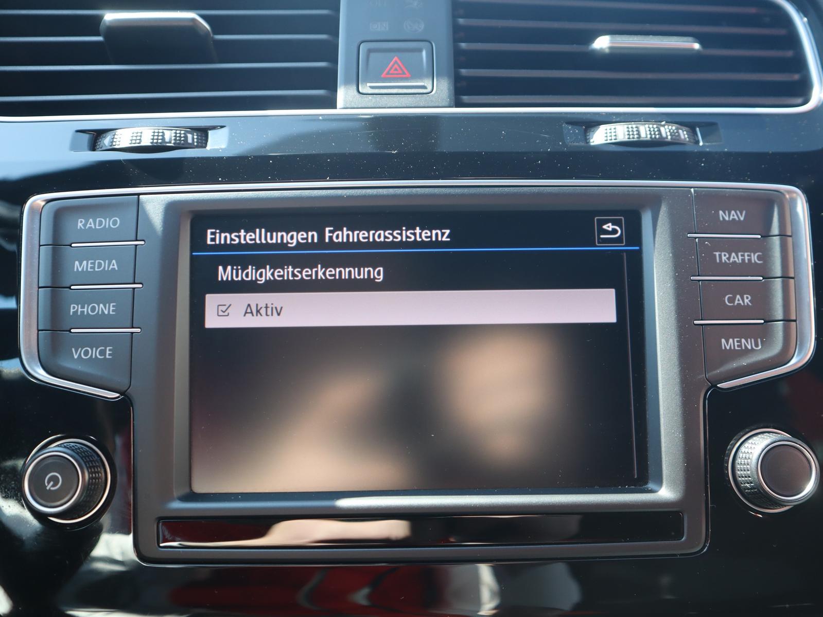 Volkswagen Golf Variant 1.4 TSI DSG R-Line Bi-Xenon Navi Dy