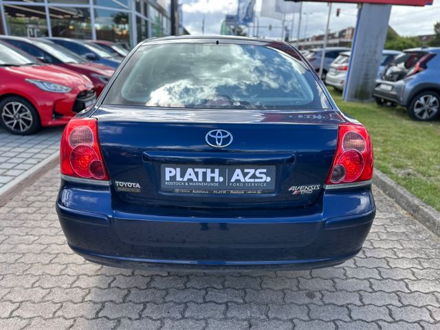 Toyota Avensis 1.8 Liftback