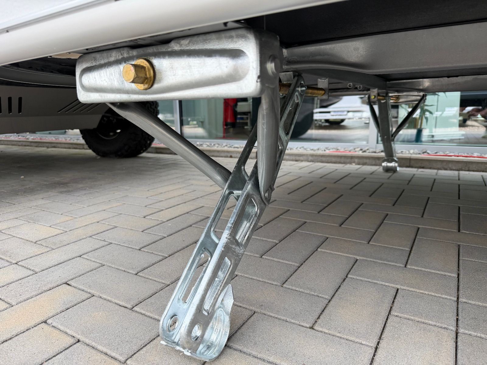 Fahrzeugabbildung HYMER / ERIBA / HYMERCAR Touring 430 - 7.249€ Sparen!