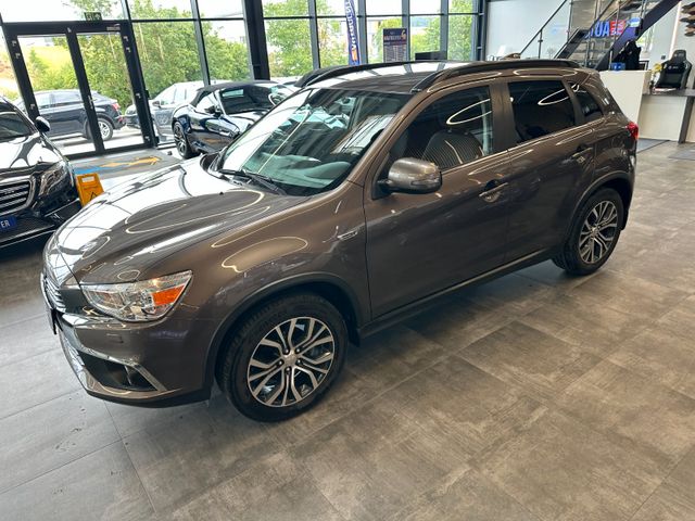 MYAUTOCENTER – Gebraucht- und Jahreswagen mit Werkstattservice in Pfaffenhofen Mitsubishi ASX Edition 100+ 4WD *TÜV*Xenon*Kamera*