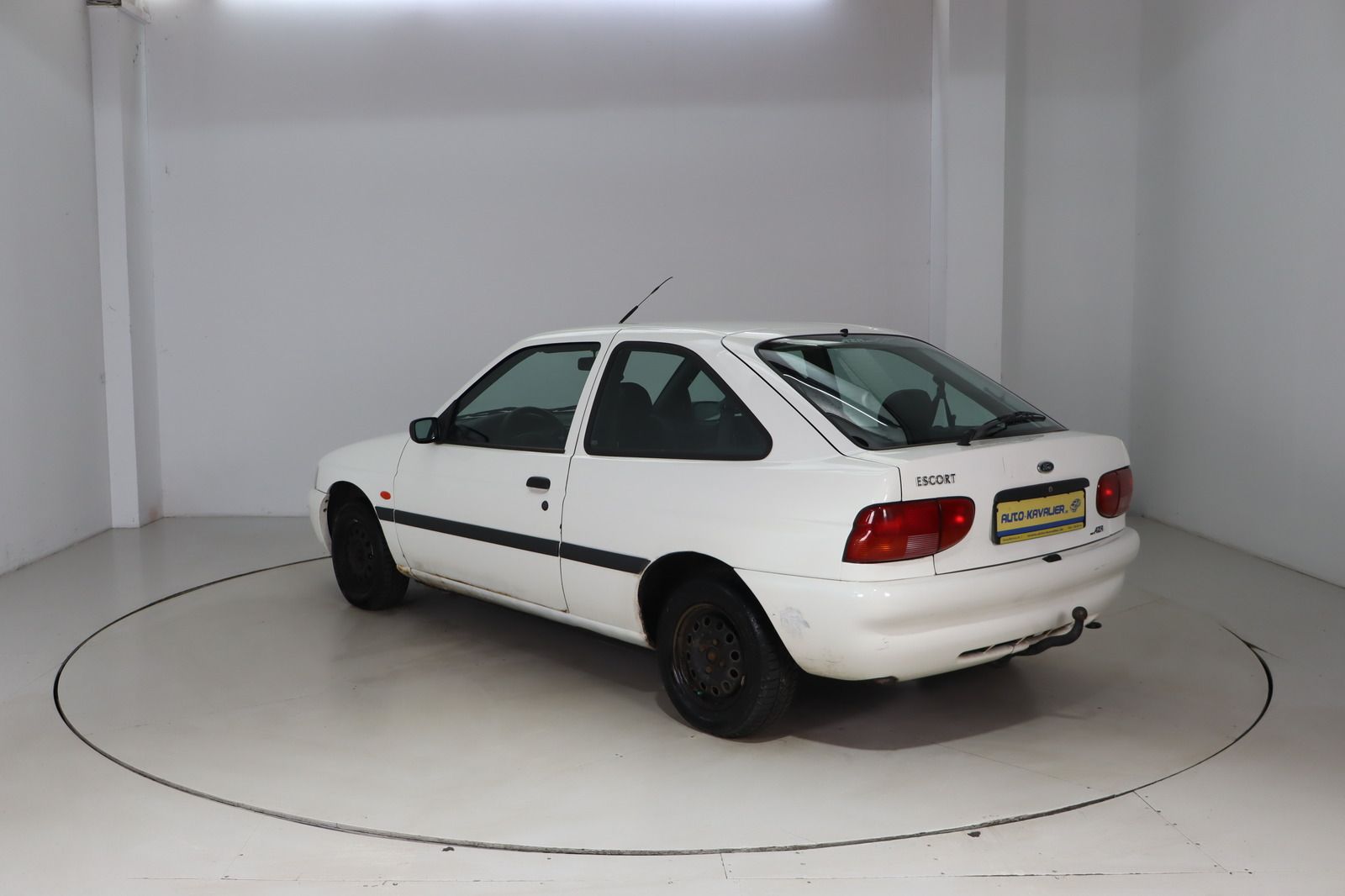 Fahrzeugabbildung Ford Escort 1.3i Flair aus 1. Hand