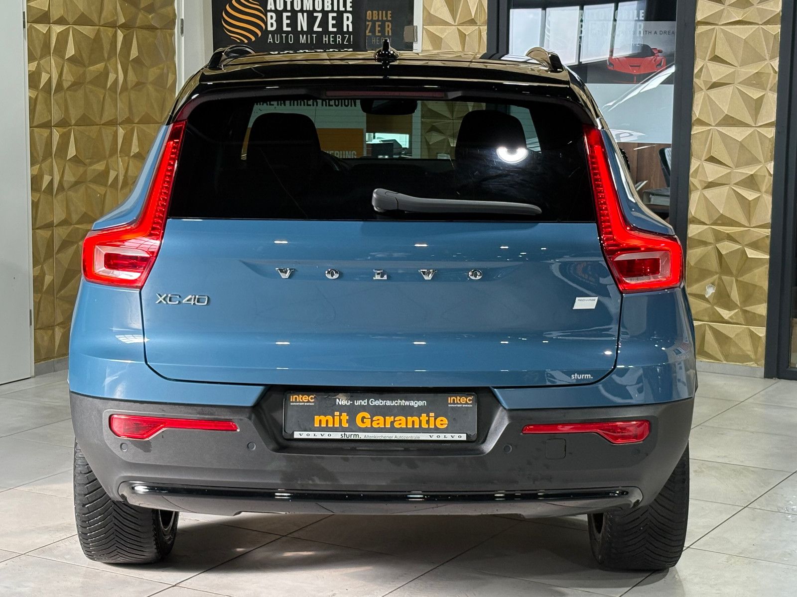 Fahrzeugabbildung Volvo XC 40 Core Plus Recharge Electric/KAMERA/CARPLAY