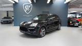 Porsche Cayenne Turbo *engine swap* - Porsche Cayenne aus 2010: Turbo