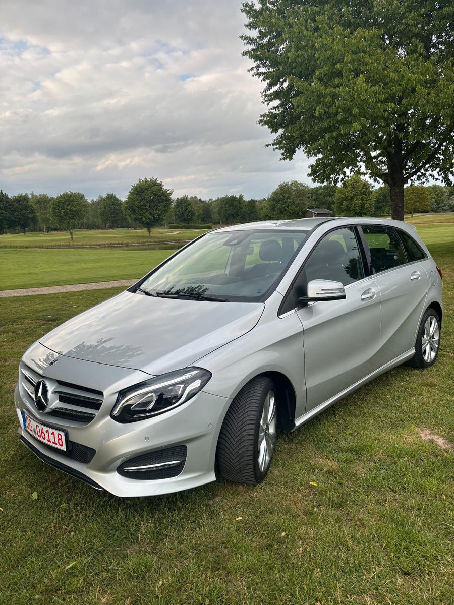 Mercedes-Benz B 180 Edition B Urban