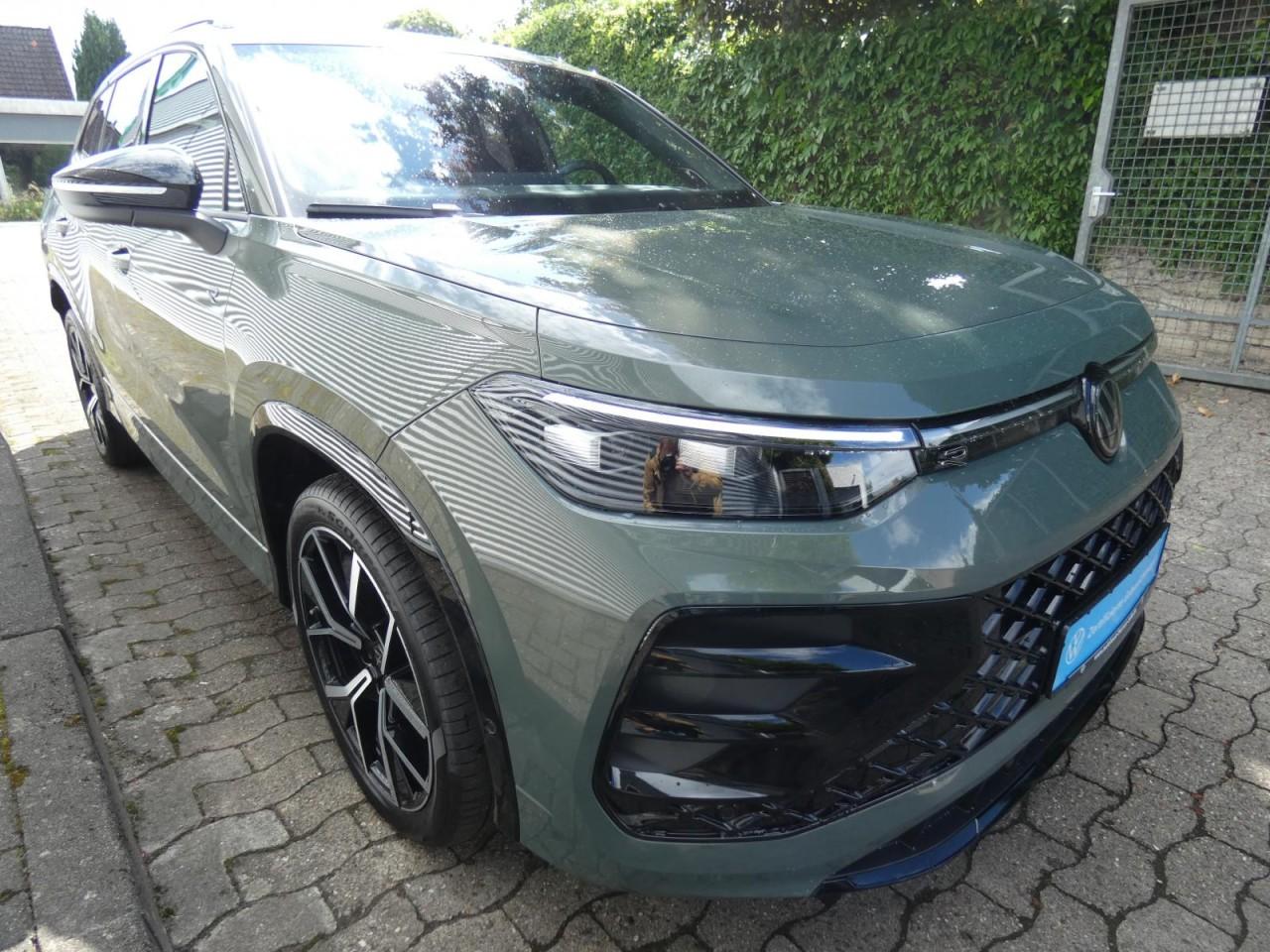 Volkswagen Tayron 1.5 TSI DSG eHybrid R-Line LED Navi AHK