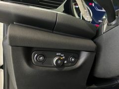 Fahrzeugabbildung Opel Insignia B ST 1.5D ELEGANCE NAVI/KAMERA/LED/SHZ