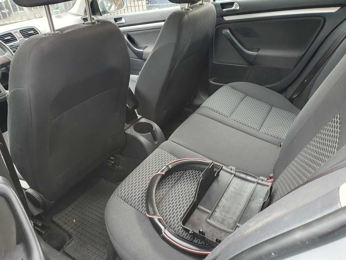 Volkswagen Golf 2011 — photo 9