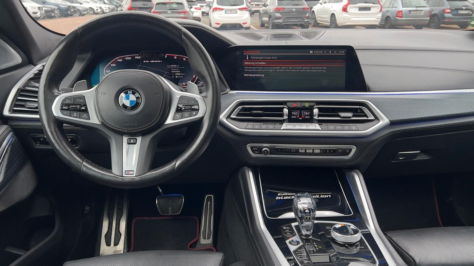 Fahrzeugabbildung BMW X6 M550 i*Laser*STHZ*AHK*HU*B&W*VOLL*Mietkauf