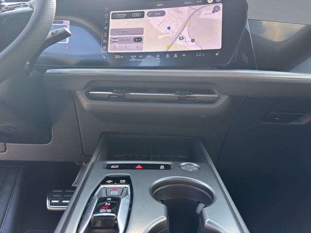 Q4 Sportback e-tron performance 210 kW