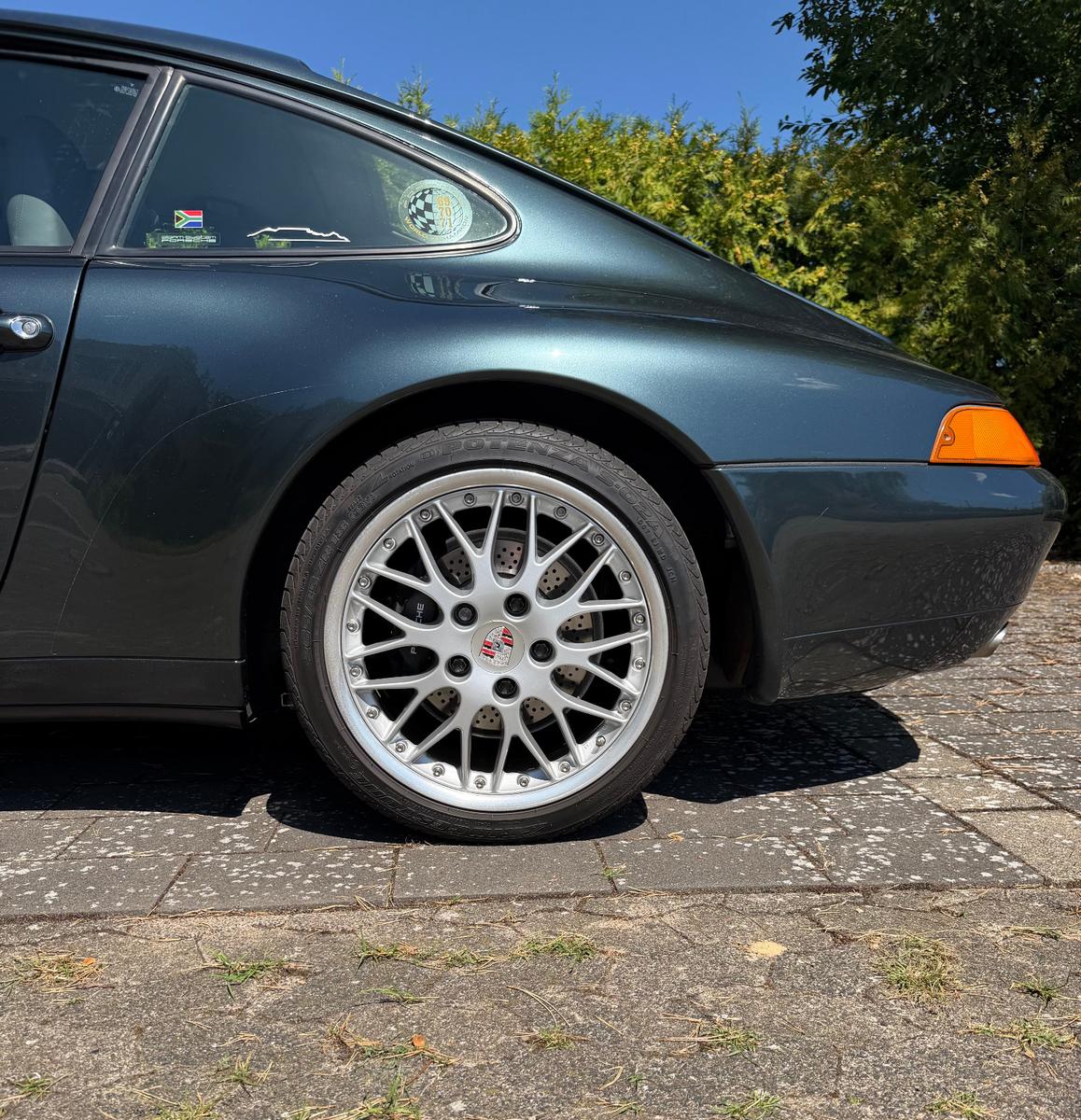 Porsche 911 (993) Carrera Coupé Tiptronic