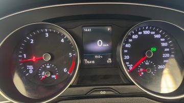 Volkswagen Passat Variant - 11