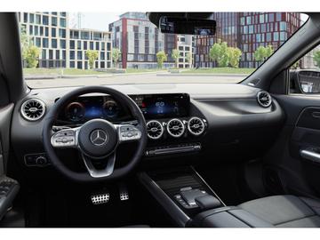 2021 Mercedes-BENZ EQA — миниатюра 11