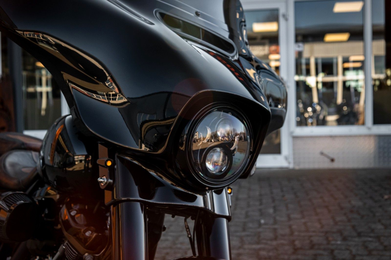 Fahrzeugabbildung Harley-Davidson FLHXST STREET GLIDE ST 117 - Kesstech -