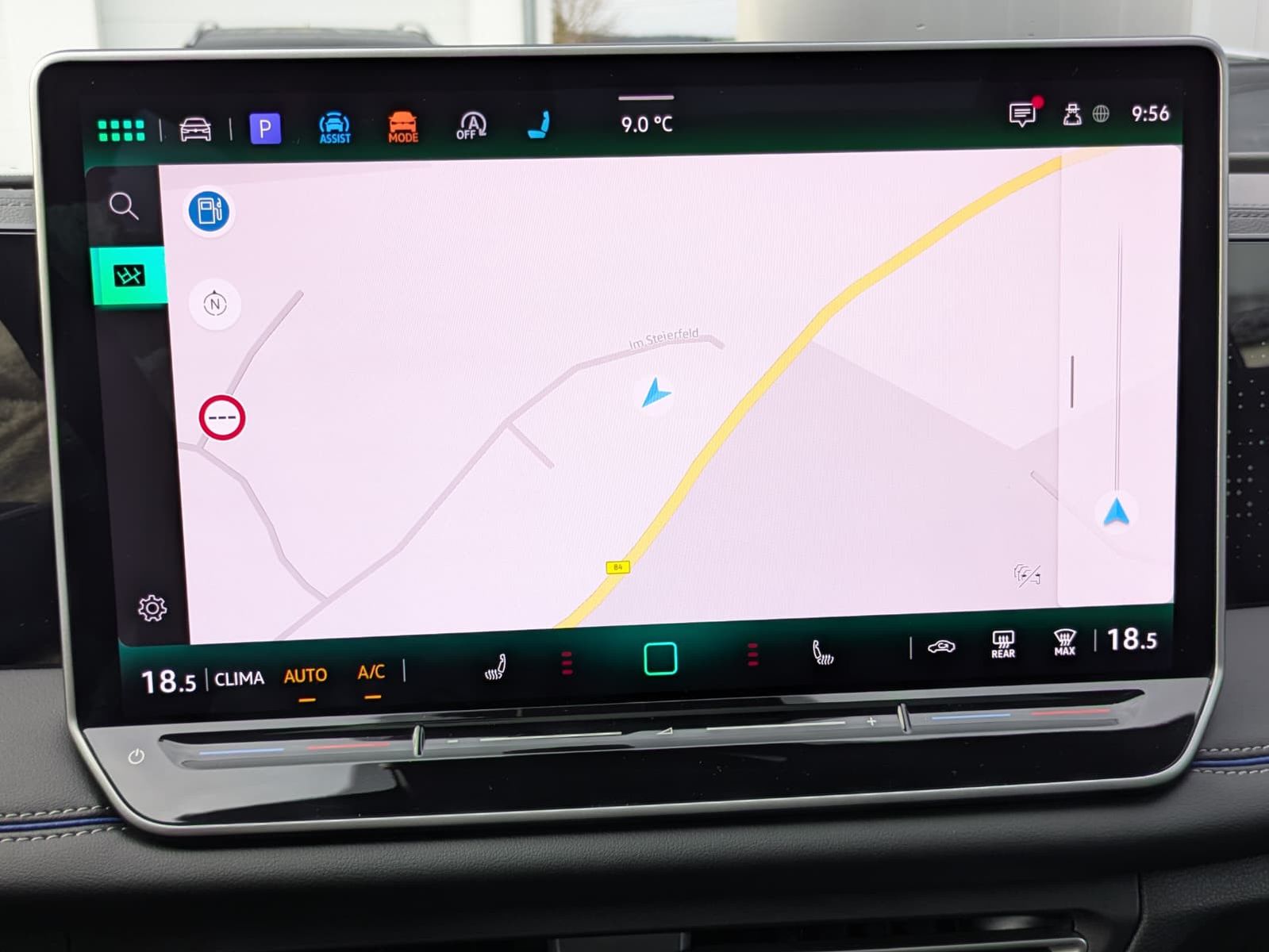 Fahrzeugabbildung Volkswagen Tiguan 2.0 TDI 4M R-Line PANO*H&K*AHK*MATRIX*20"