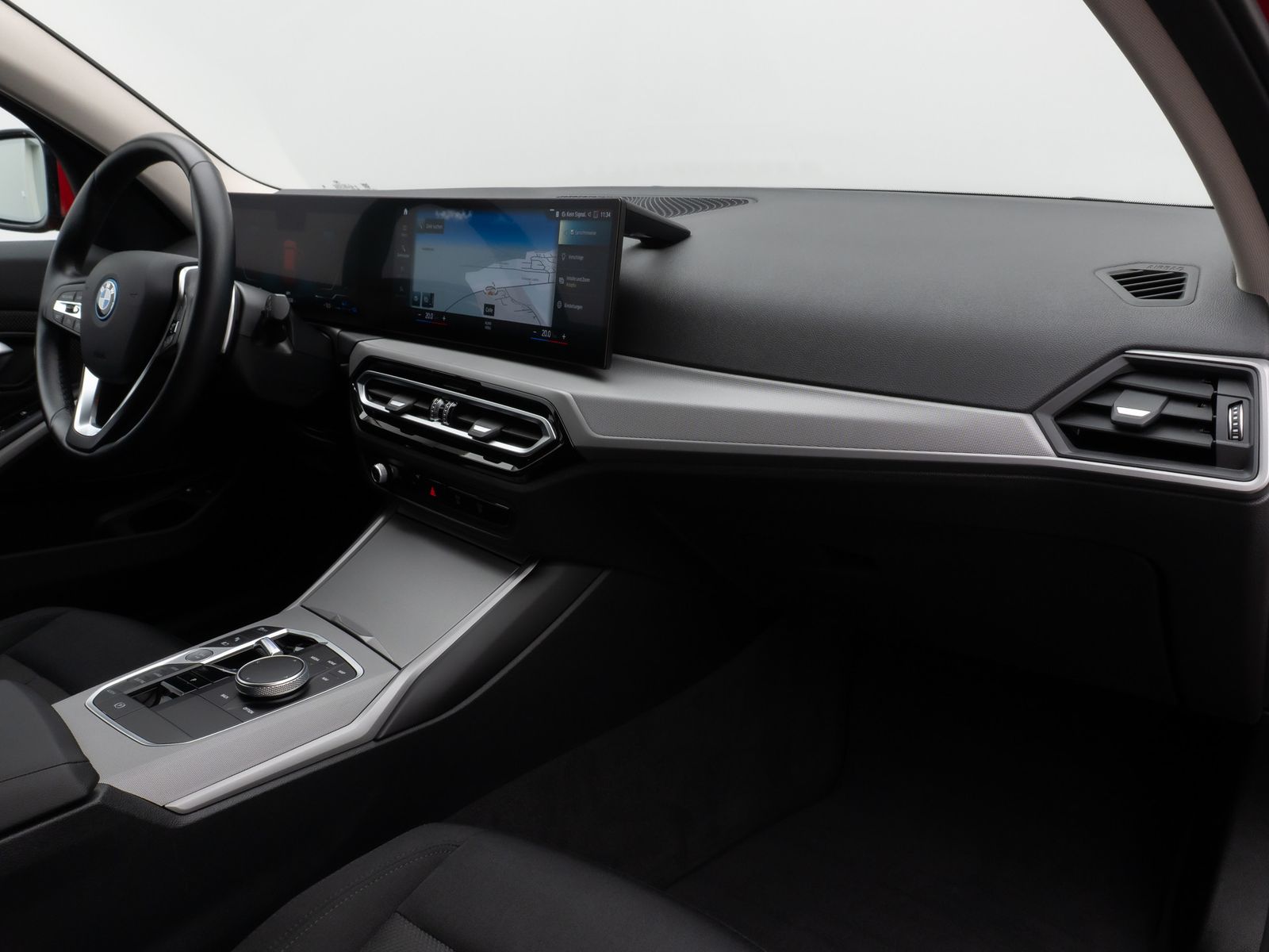 Fahrzeugabbildung BMW 330e DAB CockPit+ PDC LED Geschwindigkeitsreg.