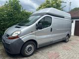 Renault Trafic 1,9 dCi  Neu TÜV nur 136000... - gebrauchte Renault Trafic aus dem Jahr 2005