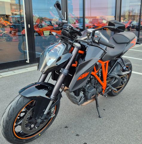 KTM 1290 Super Duke R