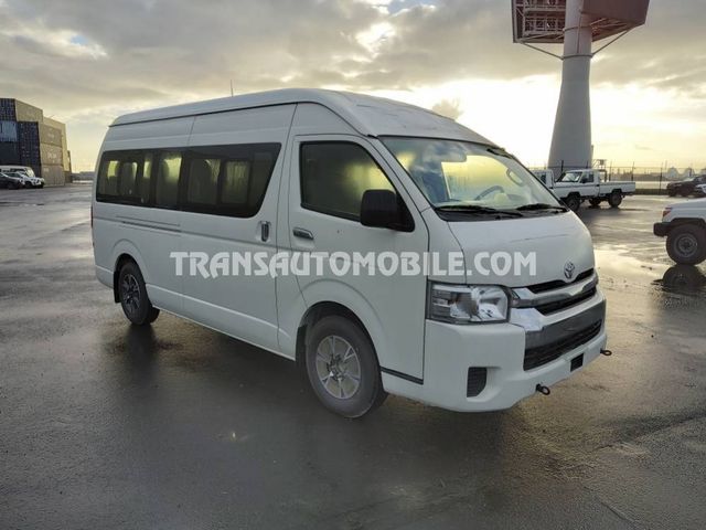 Toyota Hiace HIGH ROOF / TOIT HAUT-EXPORT OUT EU