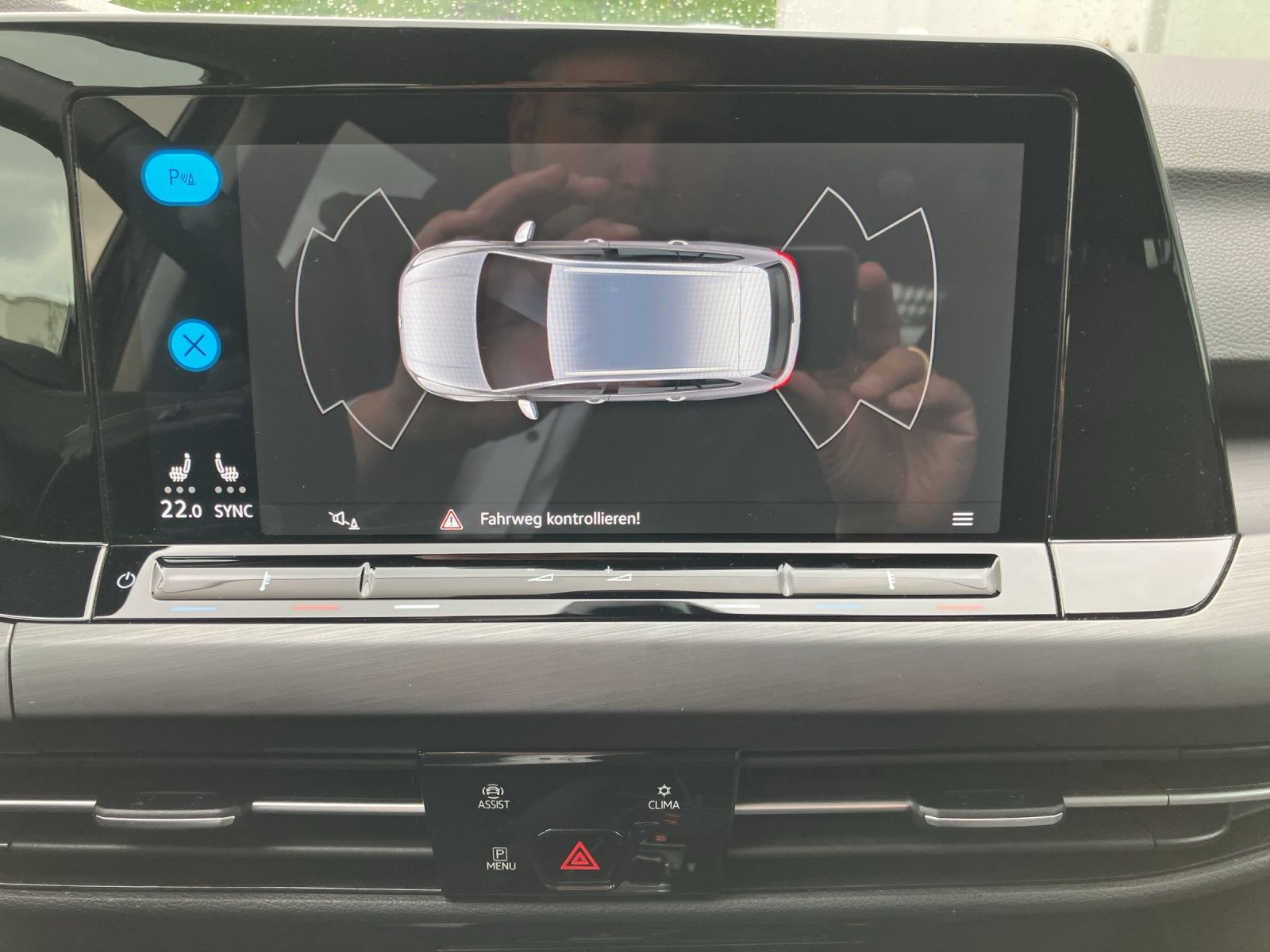 Fahrzeugabbildung Volkswagen Golf VIII Variant TDI Style DSG LED+ Navi ACC AI