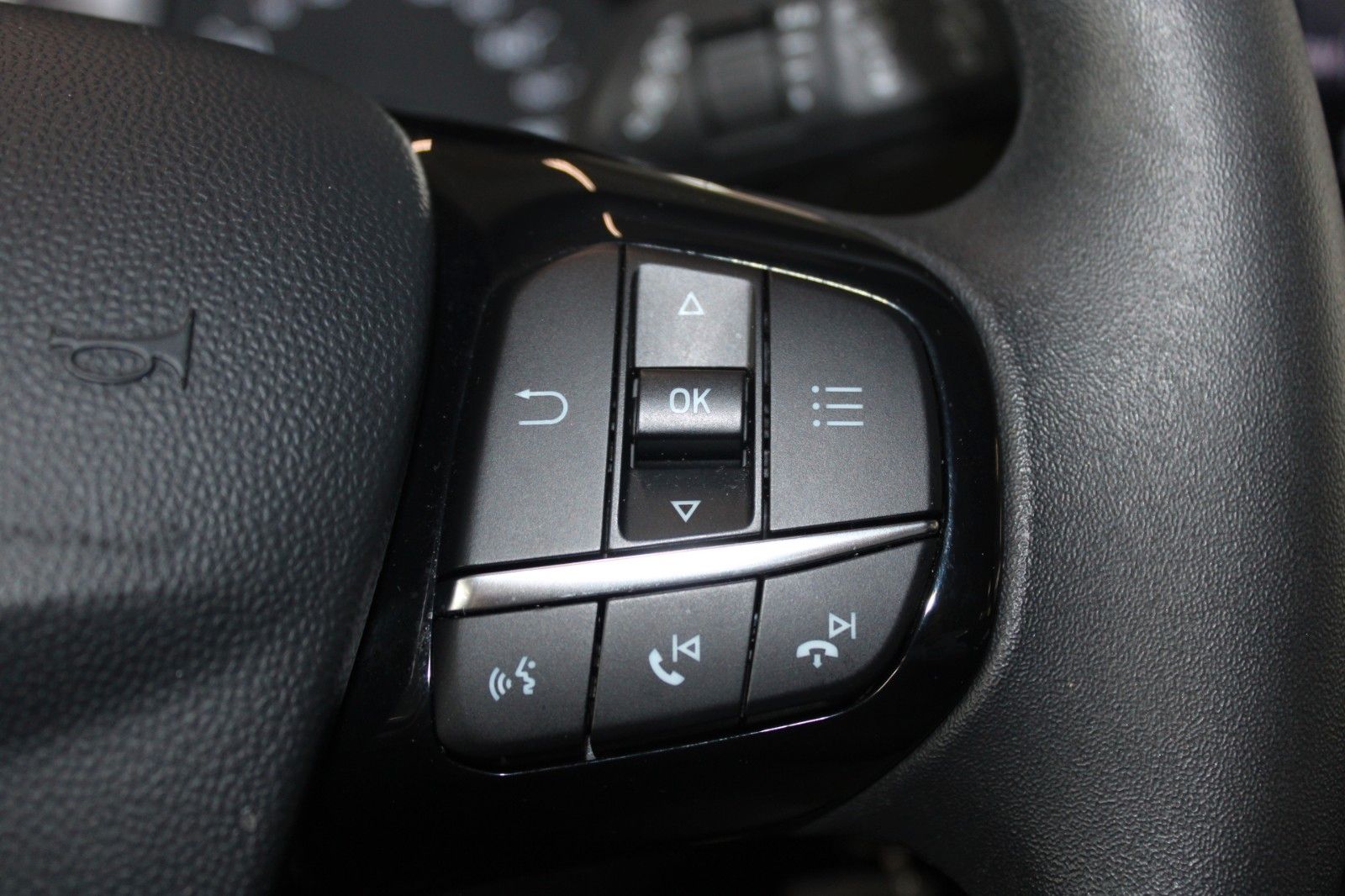 Fahrzeugabbildung Ford Fiesta 1,5 TDCi Cool & Connect 5-trg NAVI LED