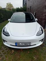 Tesla Model 3 Hinterradantrieb RWD - Tesla Gebrauchtwagen in Duisburg