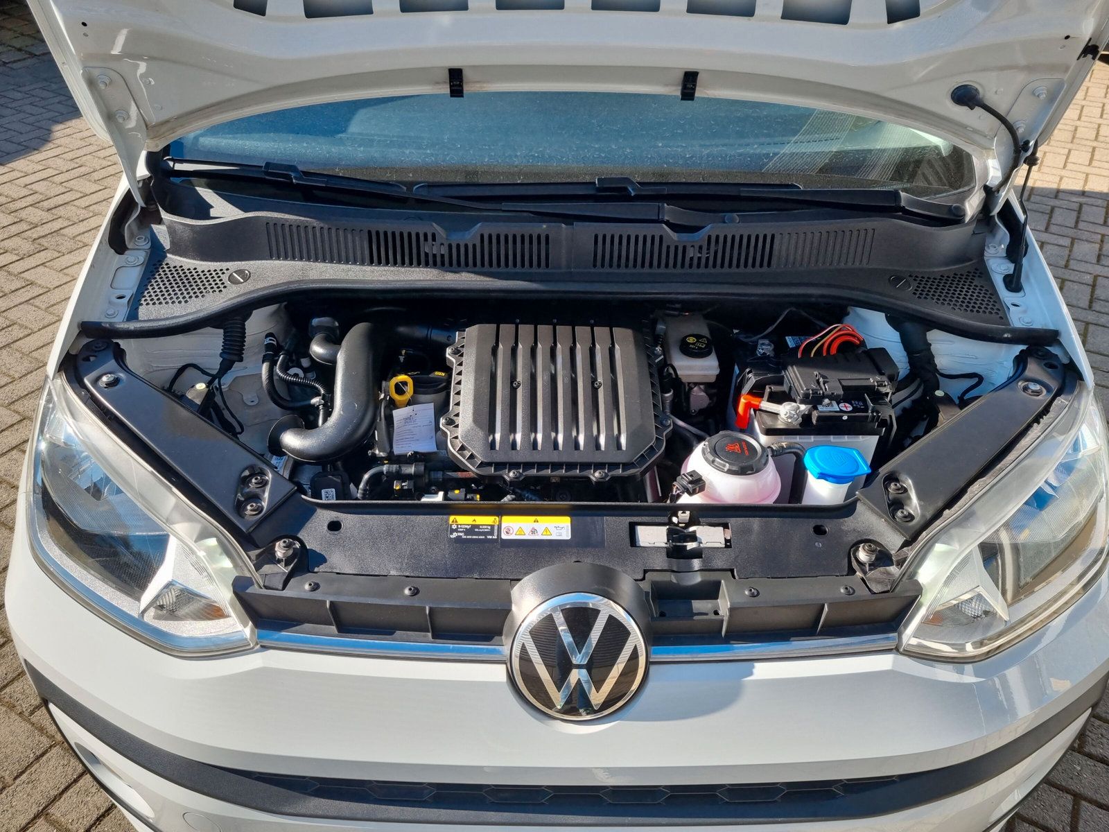 Fahrzeugabbildung Volkswagen up! 1.0 United KLIMA SHZ LM15