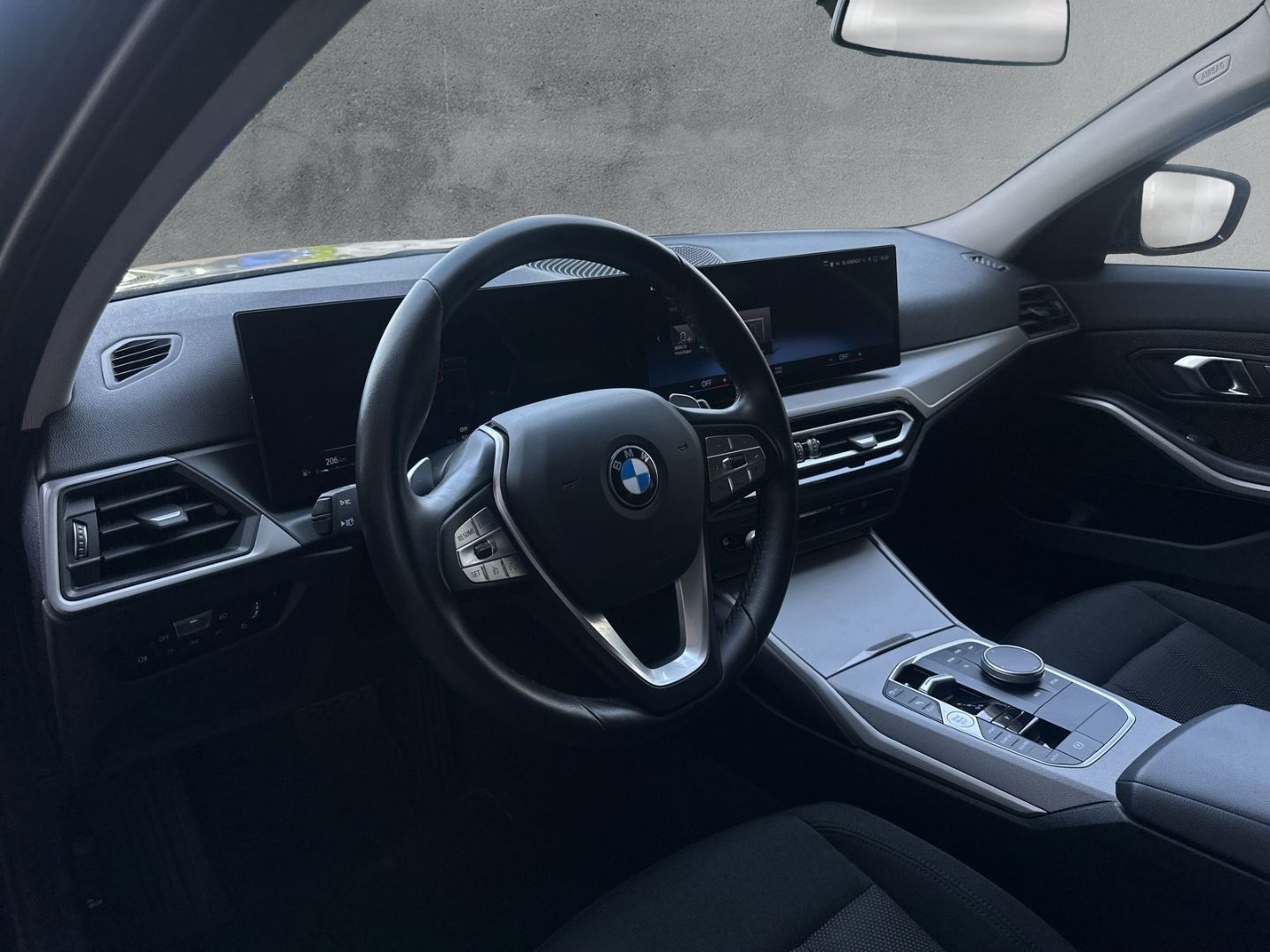 BMW 318 i Touring Navi Digitales Cockpit LED ACC El. foto 9