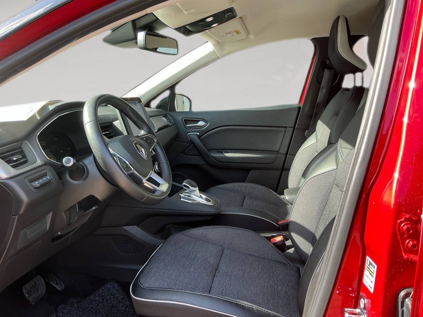Fahrzeugabbildung Renault CAPTUR INTENS E-TECH PLUG-IN 160