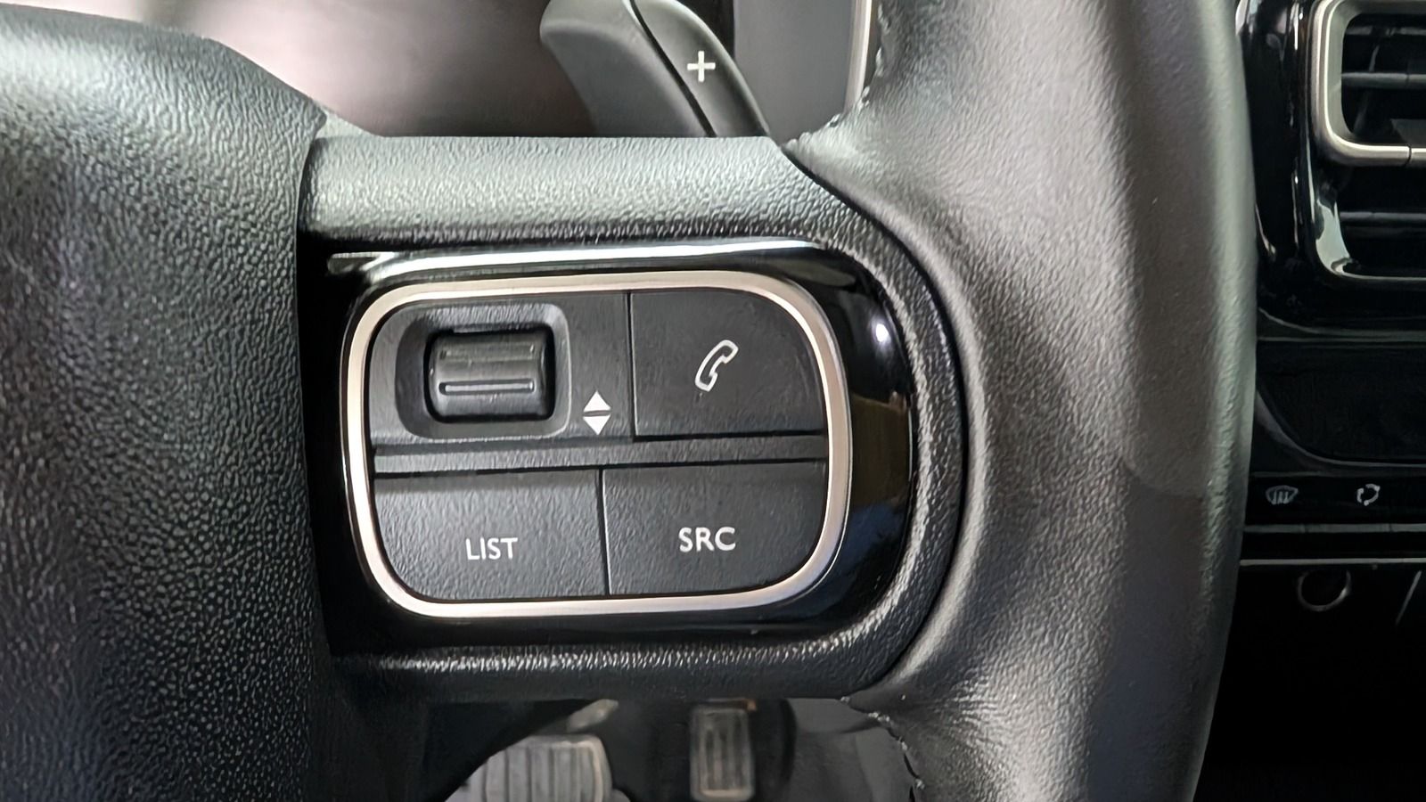 Fahrzeugabbildung Andere Citroën C5 Aircross 1.5 Blue HDI 130 * LED * Nav