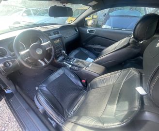 Ford Mustang - 10