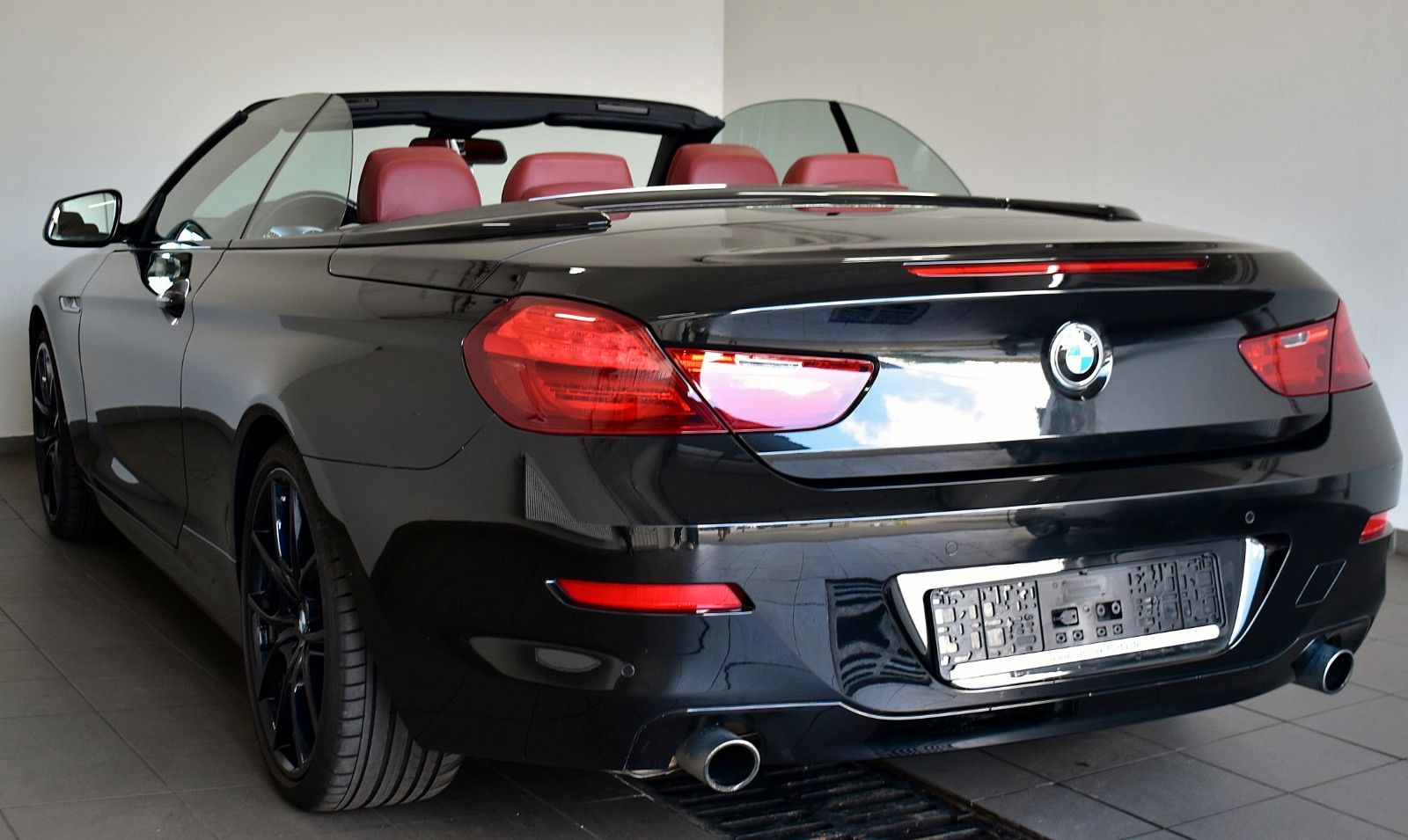 Fahrzeugabbildung BMW 640dAS Cabrio Leder,Navi,LED,SH,Kamera 360°