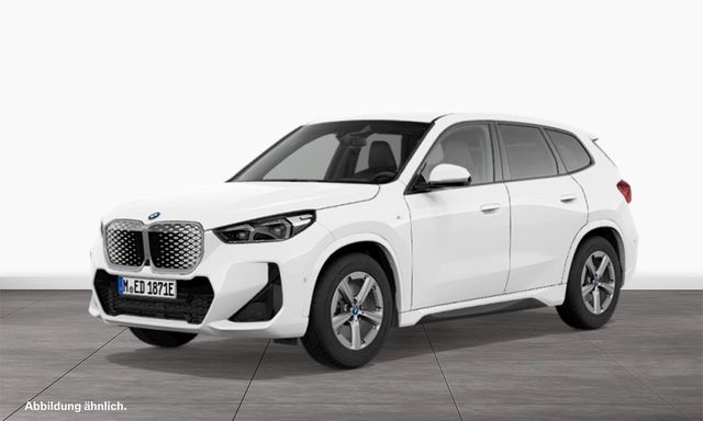 BMW iX1 xDrive30 M Sport AHK LiveCockpitProf Kamera