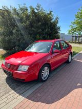 Volkswagen WV Bora 1.6 SR Automatik mit TUV, 2 Hand - Volkswagen Bora aus 2001