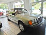 Mercedes-Benz E 230/Schiebedach/H-Gutachten/Leder/ZV/Bestzust. - Mercedes-Benz Gebrauchtwagen von 1985