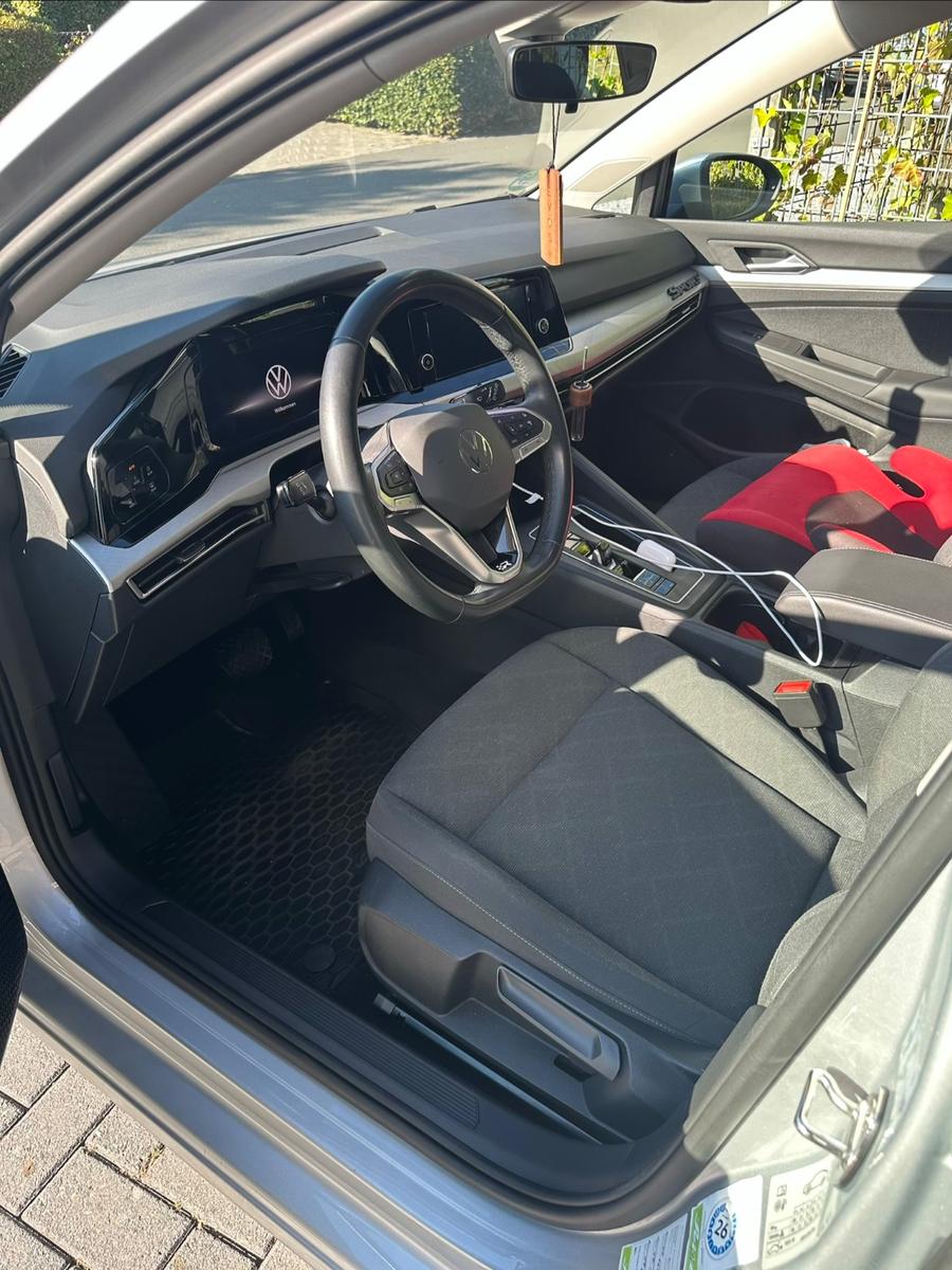Volkswagen Golf 8 2.0 ACC Standhzg Sitzhzg hinten CarPla, миниатюра 6