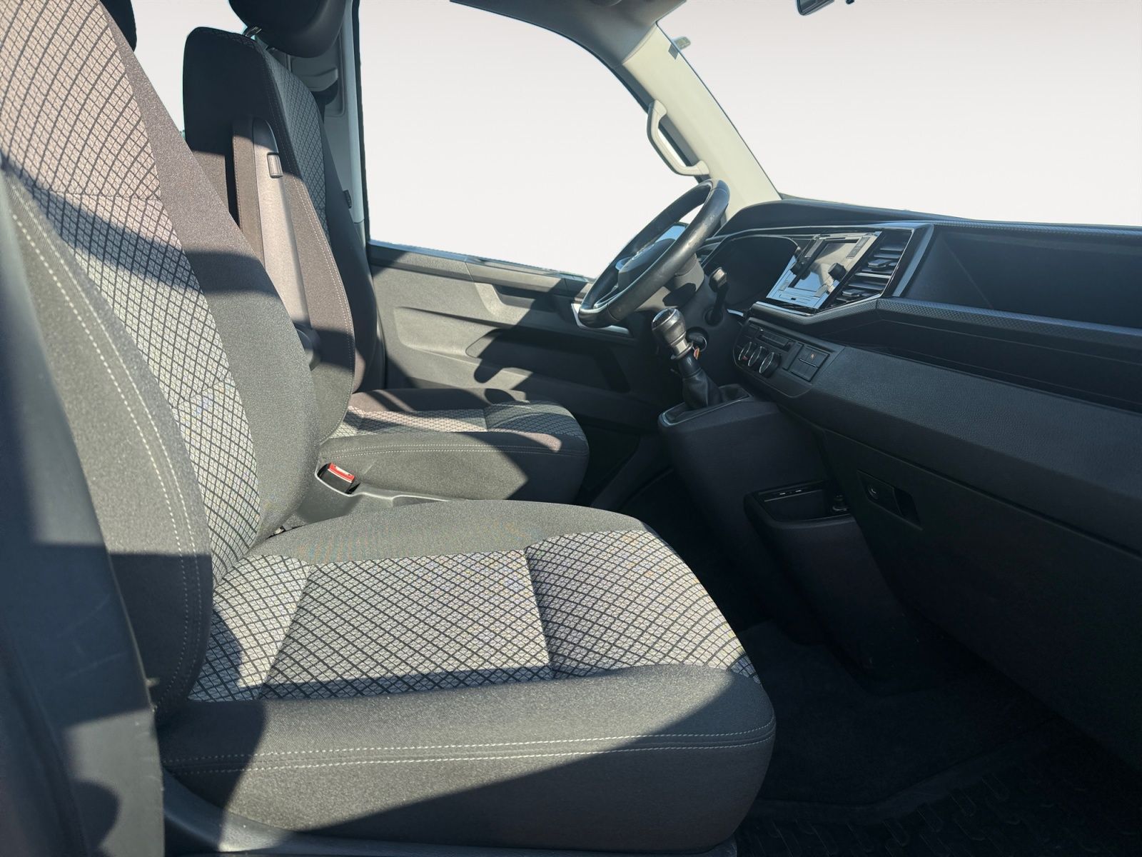 Volkswagen T6 Multivan - Bild 16
