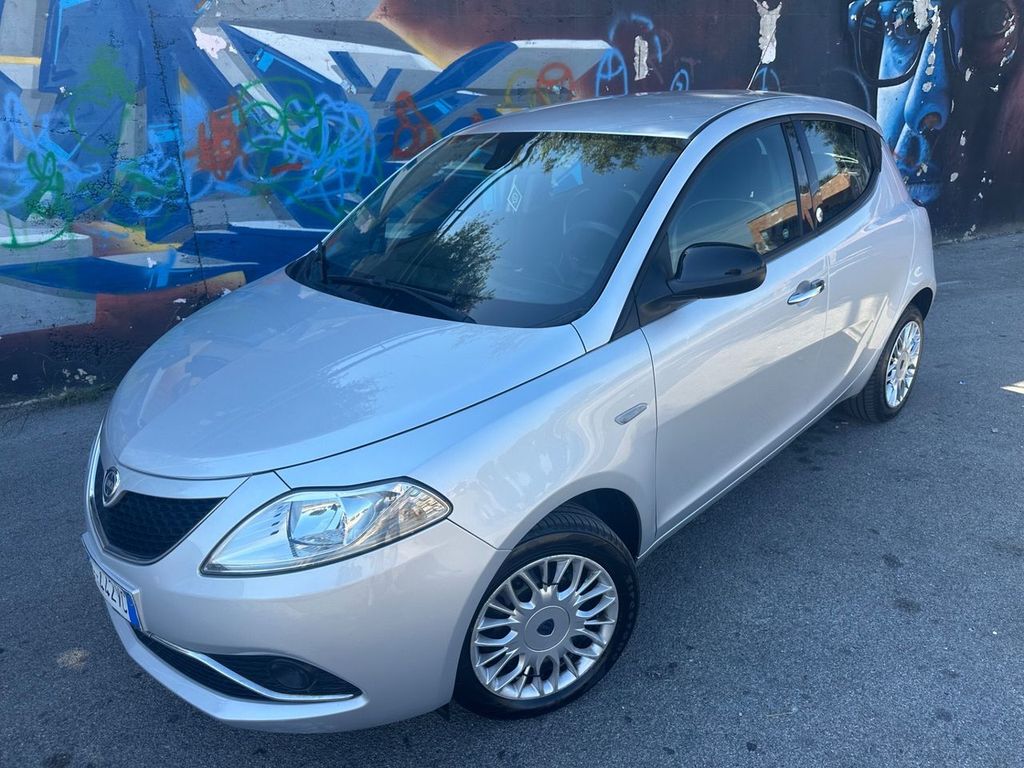 Image of Lancia Ypsilon