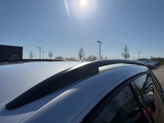 Golf Variant 8 VIII Life eTSI AHK Navi ACC