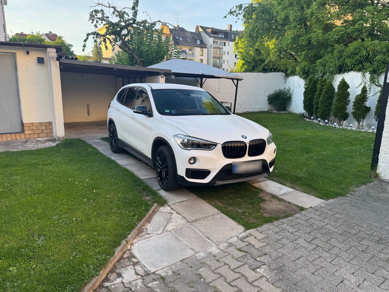 BMW BMW X1 sDrive20i Advantage | 192 PS | Auto...