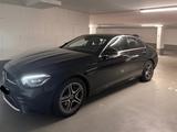 Mercedes-Benz E220d 4MATIC-AMG-line/Burm./Akus. Komf./HeadUp - Mercedes-Benz 220 in Frankfurt (Main)
